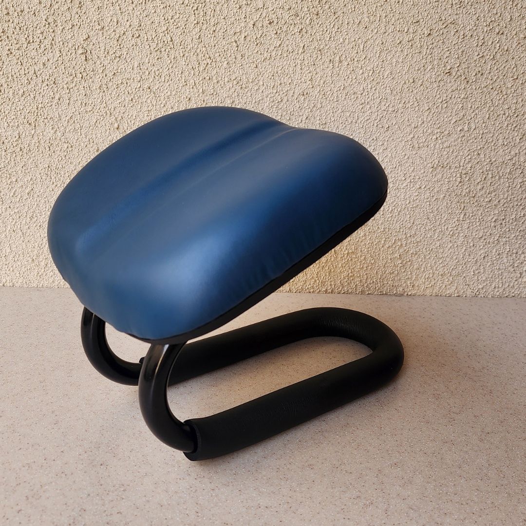 Sujud Chair: Pray with Comfort and Devotion
